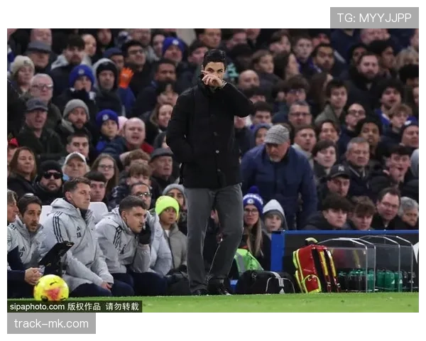 切尔西凭借定位球策略夺胜，强劲攻击力震撼全场