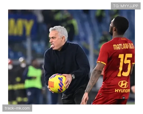 努涅斯红牌争议：战术纪律与判罚尺度解析